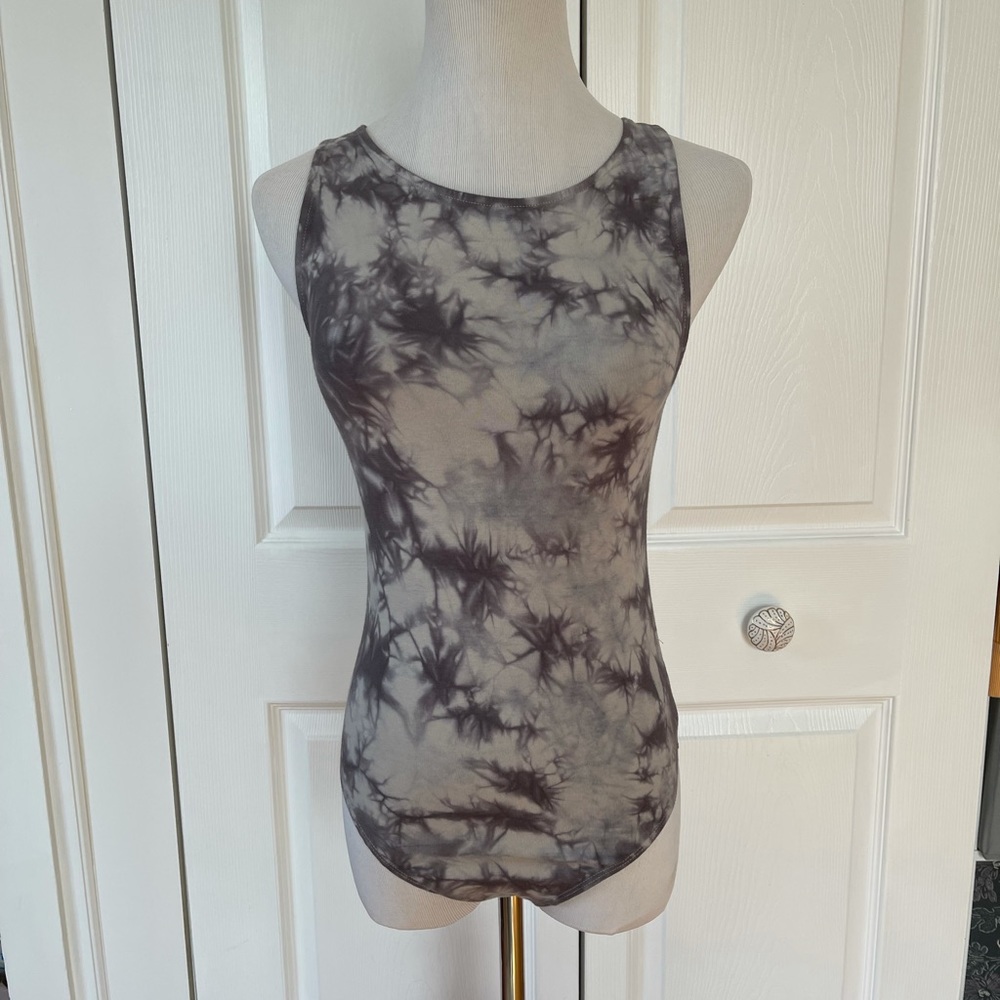 AE High Neck Tie Dye Bodysuit S
